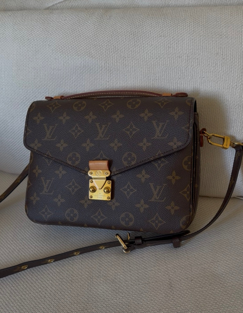 Pochette Metis Monogram Canvas