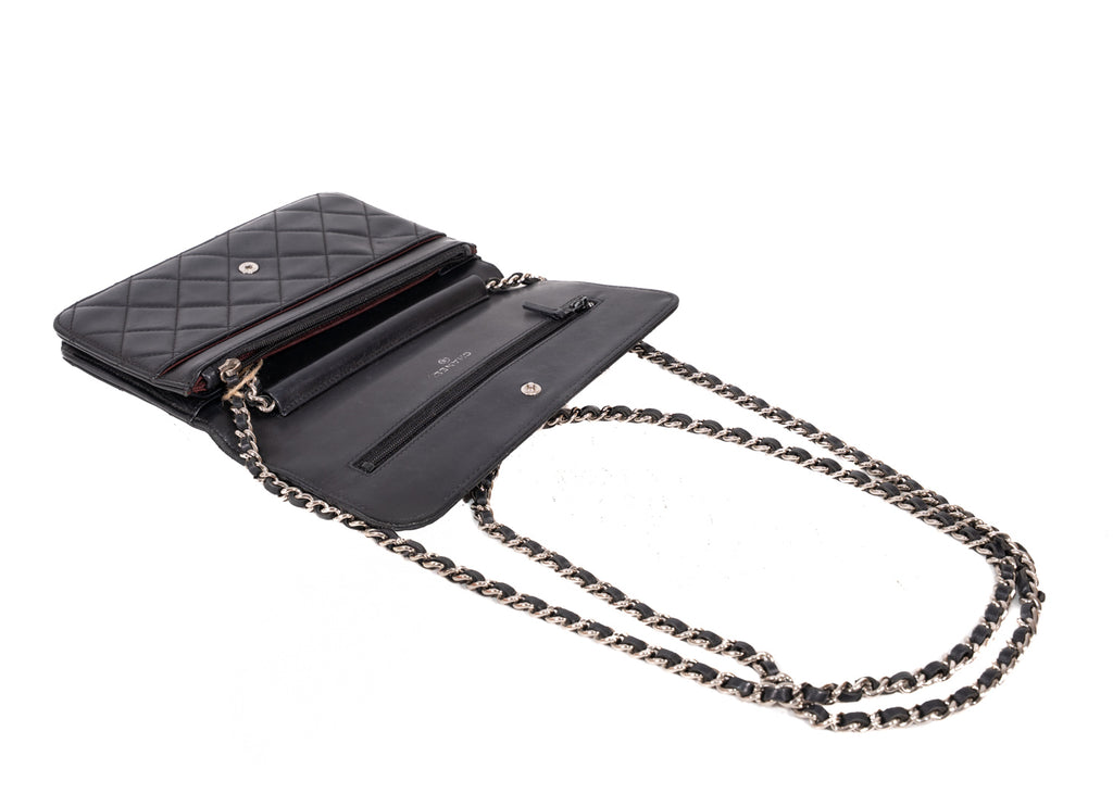 Chanel WOC dunkelblau