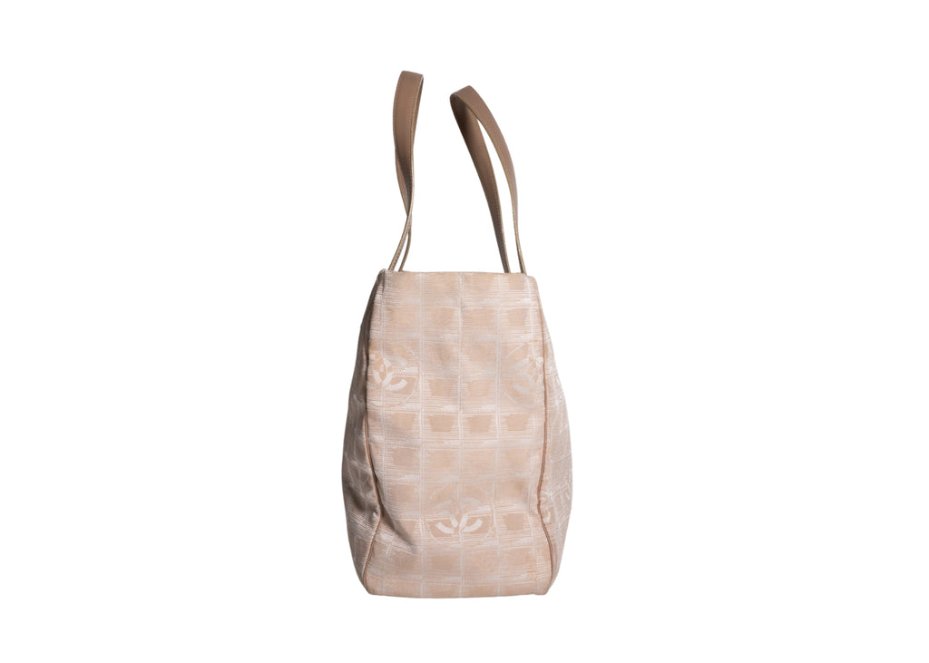 Chanel Shopper Travel Line