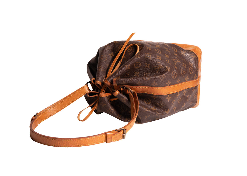 Noe Monogram Canvas Grande