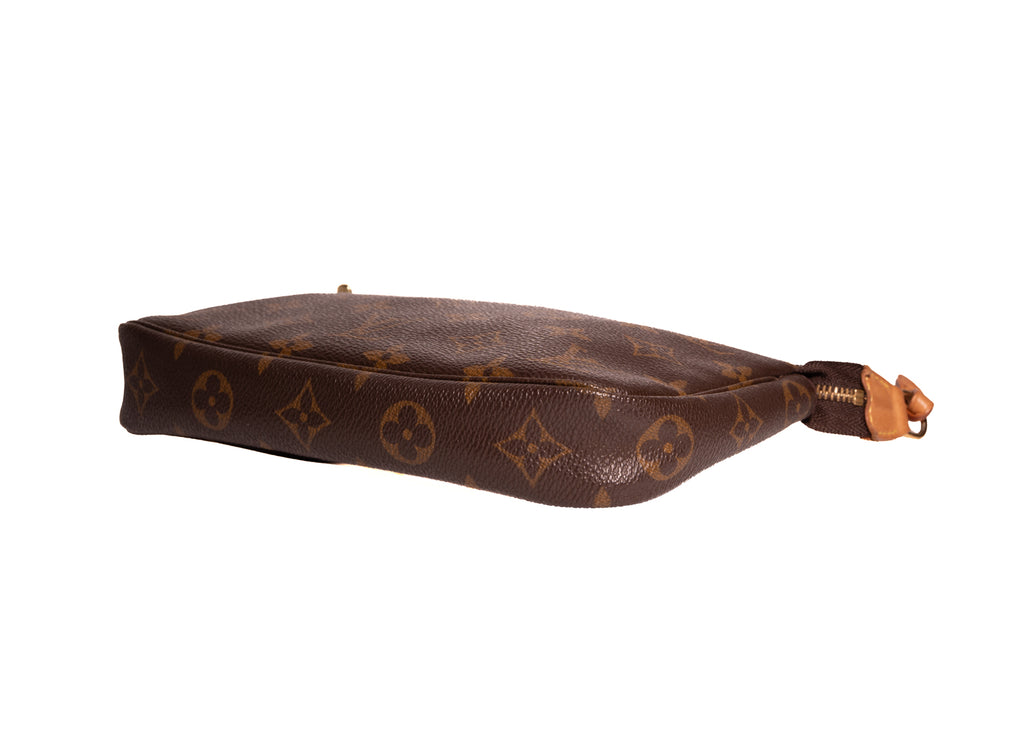 Pochette Monogram Canvas