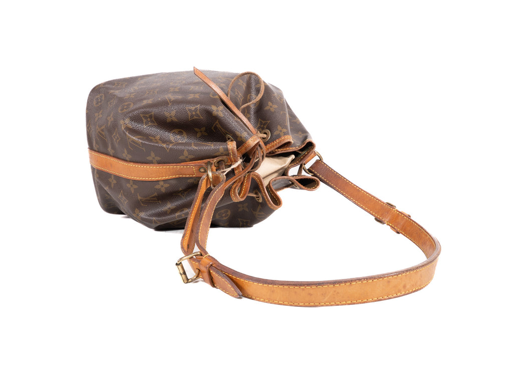 Noe Monogram Canvas Petit