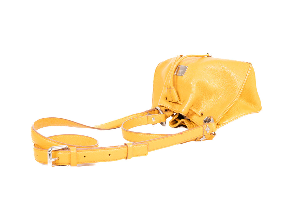 MCM Beutel gelb Leder