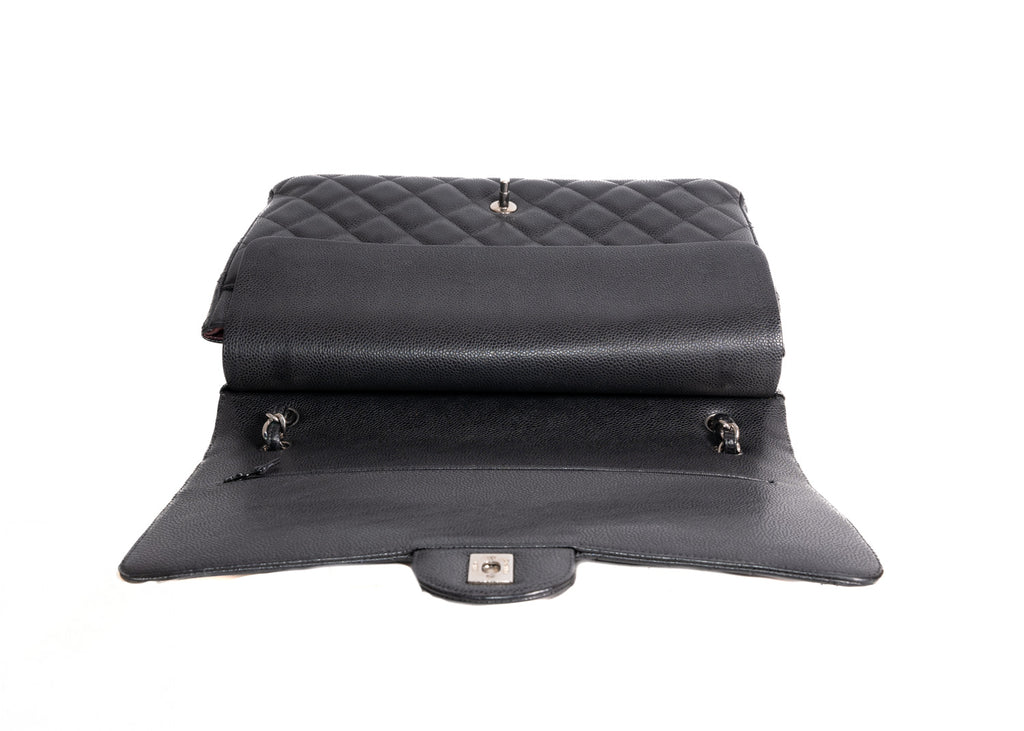 Double Flap Maxi Caviar Schwarz / Silber
