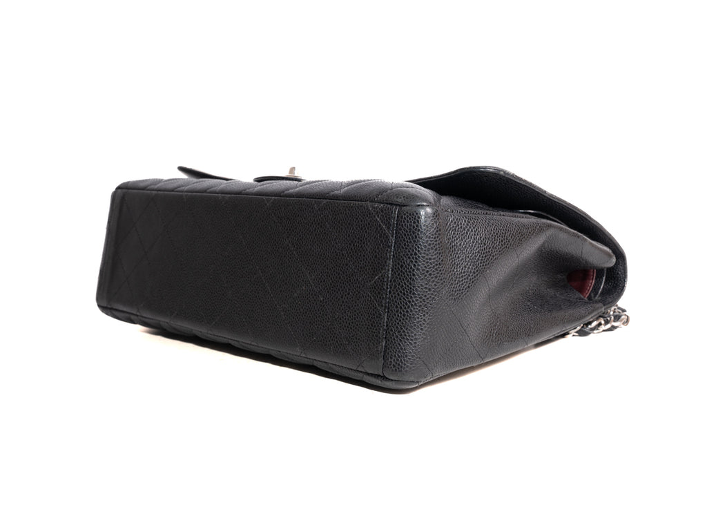 Double Flap Maxi Caviar Schwarz / Silber