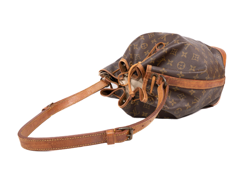 Noe Monogram Canvas Grande