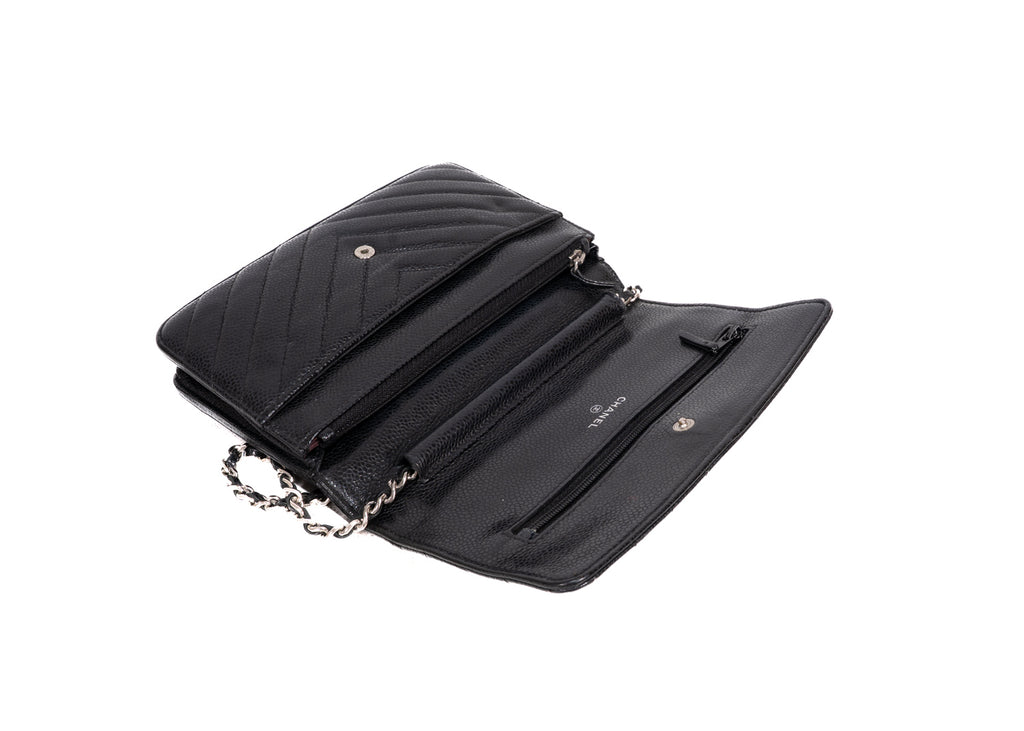 Chanel CC Chevron Caviar Wallet On Chain (WOC)