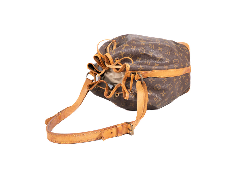 Noe Monogram Canvas Grande