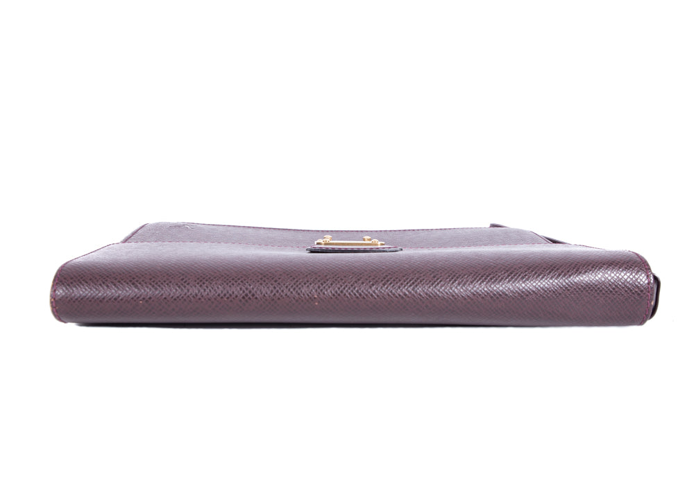Konrad Taiga Burgundy Pochette