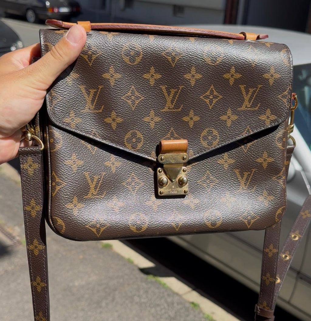 Pochette Metis Monogram Canvas