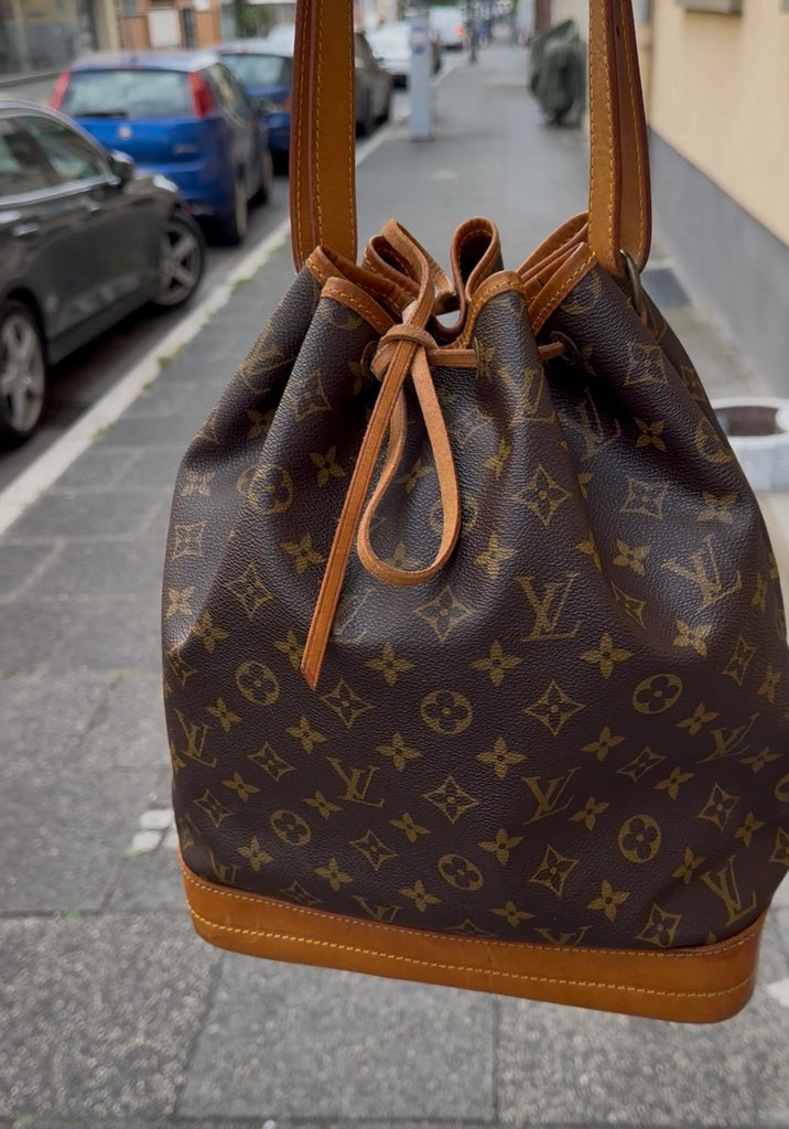 Noe Monogram Canvas Grande