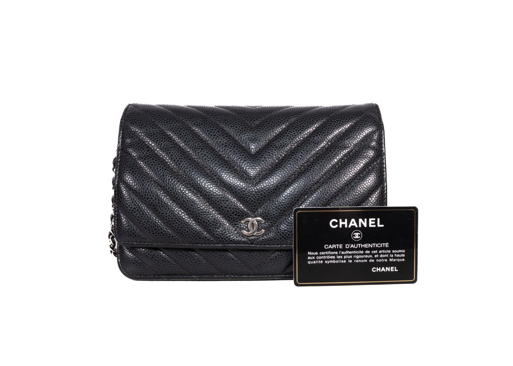 Chanel CC Chevron Caviar Wallet On Chain (WOC)